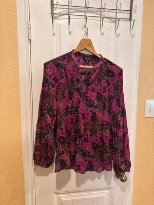 LAUREN Ralph Lauren Black Label Purple Paisley Pleated Georgette Blouse Size M thumbnail 3