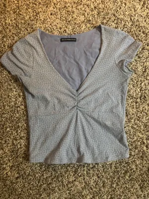 Brandy Melville gina top thumbnail 2