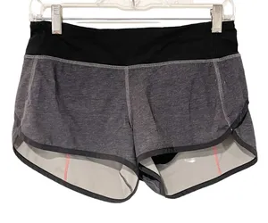 Lululemon Size 4 Speed Short 4-way Stretch 2.5"‎ Texture Printed Deep Coal Black thumbnail 1