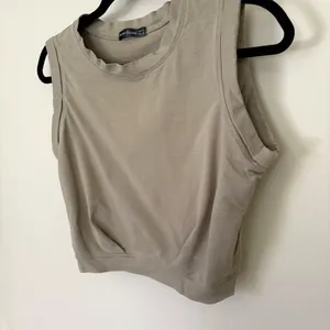Arrive Guide Amazon Athletic Top thumbnail 5