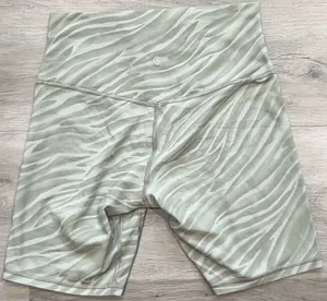 Lululemon Align Short 8" Le Tigre Camo Green Fern Multi thumbnail 1