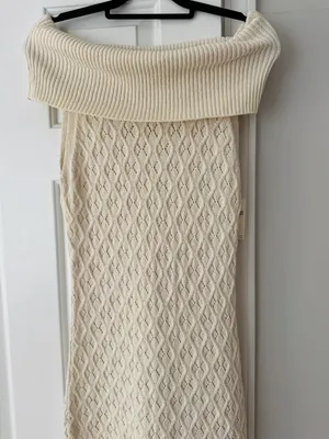 Anthropologie Off-The-Shoulder Tropics Sweater Maxi Dress, Size M thumbnail 6