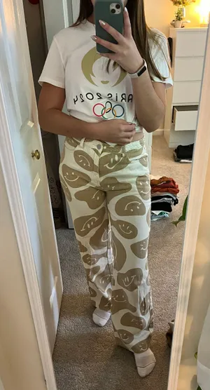 Bailey rose Petunia Smiley Face Beige Flare Pants thumbnail 1