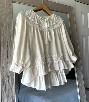 Kate Spade White 100% Silk Chiffon Lace Ruffle Tie Neck Peplum Blouse Small thumbnail 1