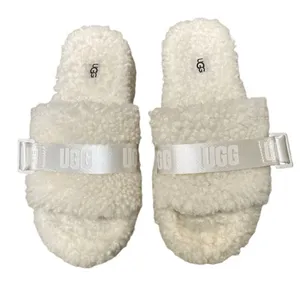Ugg Fluffita slide‎ on off-white Sherpa sheepskin slippers womens 9 lug sole thumbnail 1