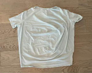 Lululemon shirt thumbnail 2