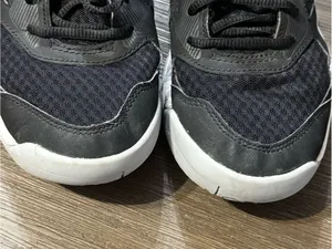 ASICS Upcourt 5 Black & White Volleyball Court Sneakers thumbnail 6