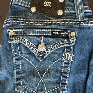 Miss Me Dark Blue Capri Jeans thumbnail 3