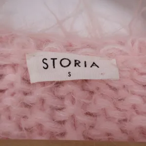 Storia Blush Pink Fuzzy Chunky Knit Toggle Cardigan Sweater thumbnail 2