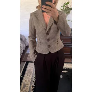 Karee Cropped Blazer Jacket M Brown Print Fitted Button Front Size M thumbnail 2