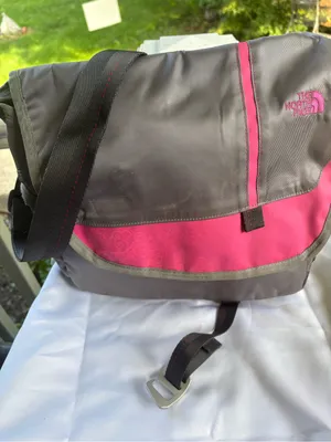 The North face Cadence Messenger Bag thumbnail 10