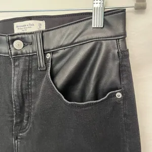Abercrombie & Fitch Super Skinny Ankle Women Jeans Sz 6 Y2K Grunge Faux Leather thumbnail 5