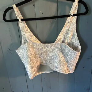 NWOT Abercrombie & Fitch Floral Linen Crop Top | Size Large thumbnail 3