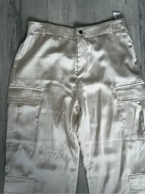 stradivarius Cream Satin Trousers thumbnail 2