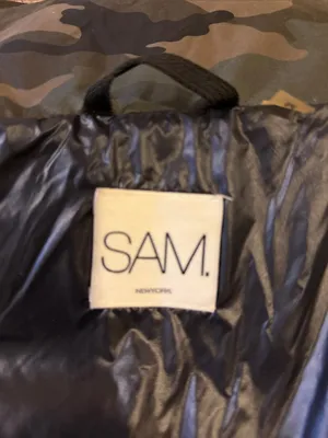 SAM. Women’s Medium Camouflage Puffer Vest Olive Green Black Quilted Zip-Up thumbnail 6