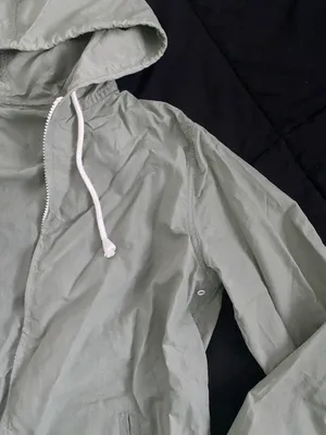 Brandy Melville Zip Up Windbreaker thumbnail 5