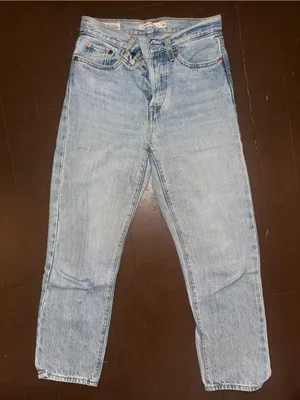 Levi’s Wedgie Straight Jeans thumbnail 1
