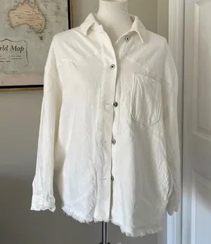 Cute Zara White Button Up Long Sleeve Shirt thumbnail 1