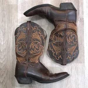 Ariat Snip Toe Brown Leather Cowgirl Boots Scallop thumbnail 1