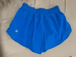 Lululemon Shorts Hotty Hot 2.5" thumbnail 2