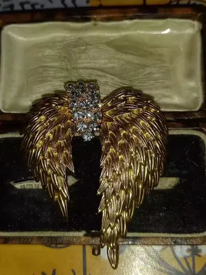 Gold Tone Angel Wings Crystal Brooch Pin Sparkly Statement Costume Jewelry NEW thumbnail 3