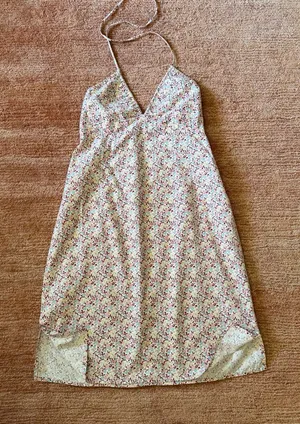 Abercrombie & Fitch Size M 100% Cotton Floral Halter Dress Smocked Back thumbnail 1