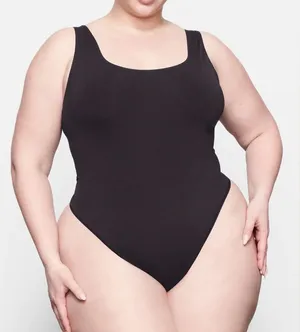 SKIMS NWOT Soft Smoothing Seamless Bodysuit Briefs Onyx S/M thumbnail 1