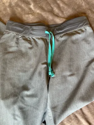 Figs Technical Collection Livingston Basic Scrub Pants Size Medium Tall Gray thumbnail 2