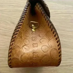 Mexican Hand Tooled Purse Bag Artesanal thumbnail 3