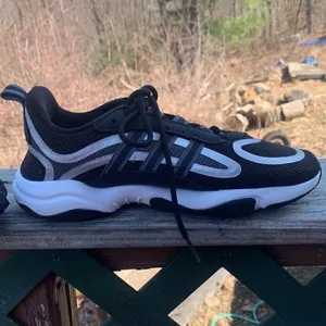 Adidas Haiwee Core Black Sz 6.5 thumbnail 3