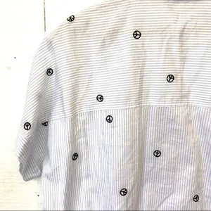 •Madewell embroidered peace sign shirt• thumbnail 5