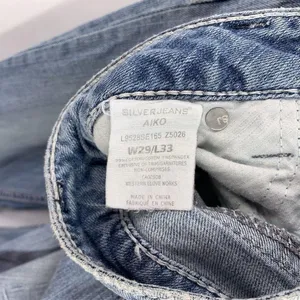 Silver Jeans AIKO Light Wash Distressed Straight Leg Jeans Size 29 thumbnail 6