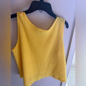 Yellow top size large so soft and cute thumbnail 2