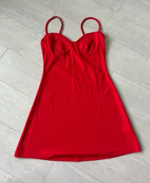 Red mini dress Size M thumbnail 1
