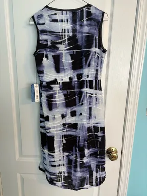 Vera Wang Dress thumbnail 6