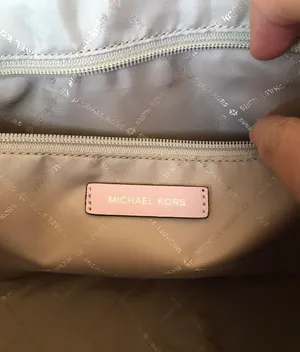 Michael Kors Purse thumbnail 11