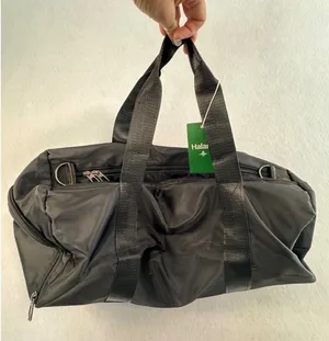 Halara Black Duffel Gym Bag Shoe Compartment Travel Weekend‎ Bag With strap NEW thumbnail 1