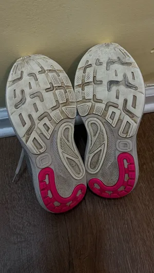Brooks Adrenaline GTS 24 Sneakers Shoes Women’s Size 8 thumbnail 6