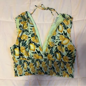 Abercrombie & Fitch Linen Blend Lemon V Neck Cropped Tank Top thumbnail 2