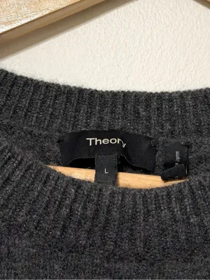 Theory Cashmere Gray Sweater Size Large Women’s Crewneck Jumper Pullover thumbnail 2