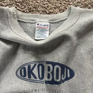 Vintage champion okoboji sweatshirt thumbnail 2