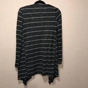 ‎American Eagle Outfitters Cardigan thumbnail 4