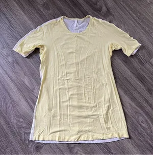 Lululemon Athletica Devotion Yellow Short Sleeve Tee thumbnail 1