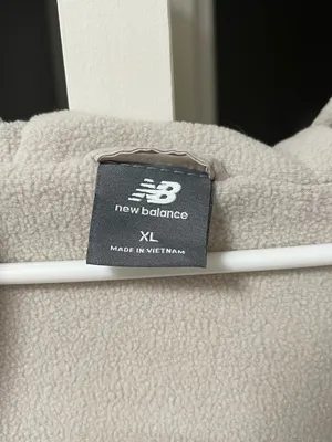 Women New Balance Beige Windbreaker Fleece Lined Jacket Fits Size M thumbnail 4