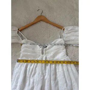 Lulus Cutest Icon White Embroidered Off-the-Shoulder Mini Dress Size Medium NWT thumbnail 5