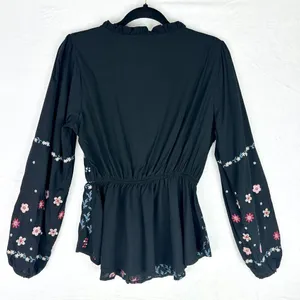 Savanna Jane Floral Embroidered Cinch Waist Top Size Small Black V-Neck thumbnail 5