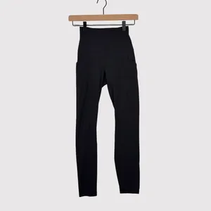 Lululemon Womens Leggings Black Align High Rise Pant Pockets 25" Stretch Size 2 thumbnail 2