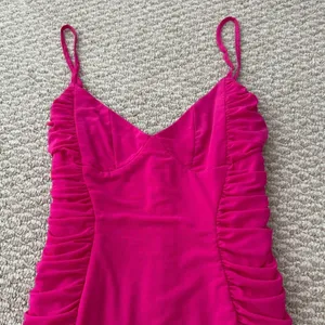 American Threads Hot Pink Ruched Mini Dress thumbnail 4