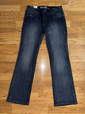 Wrangler Bootcut Jeans Juniors Size 11 Length 32 Dark Wash Pockets Stretch NWT thumbnail 1