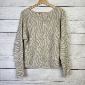 ABERCROMBIE & FITCH Zebra‎ Print Sweater Women Size Small Animal Scoop Neck thumbnail 4